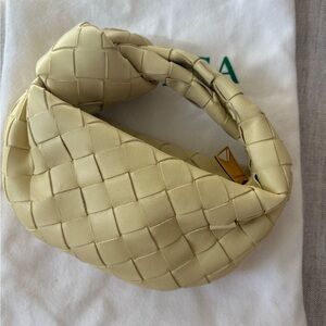 Bottega Veneta Jodie - Candy Size/ Pale Yellow